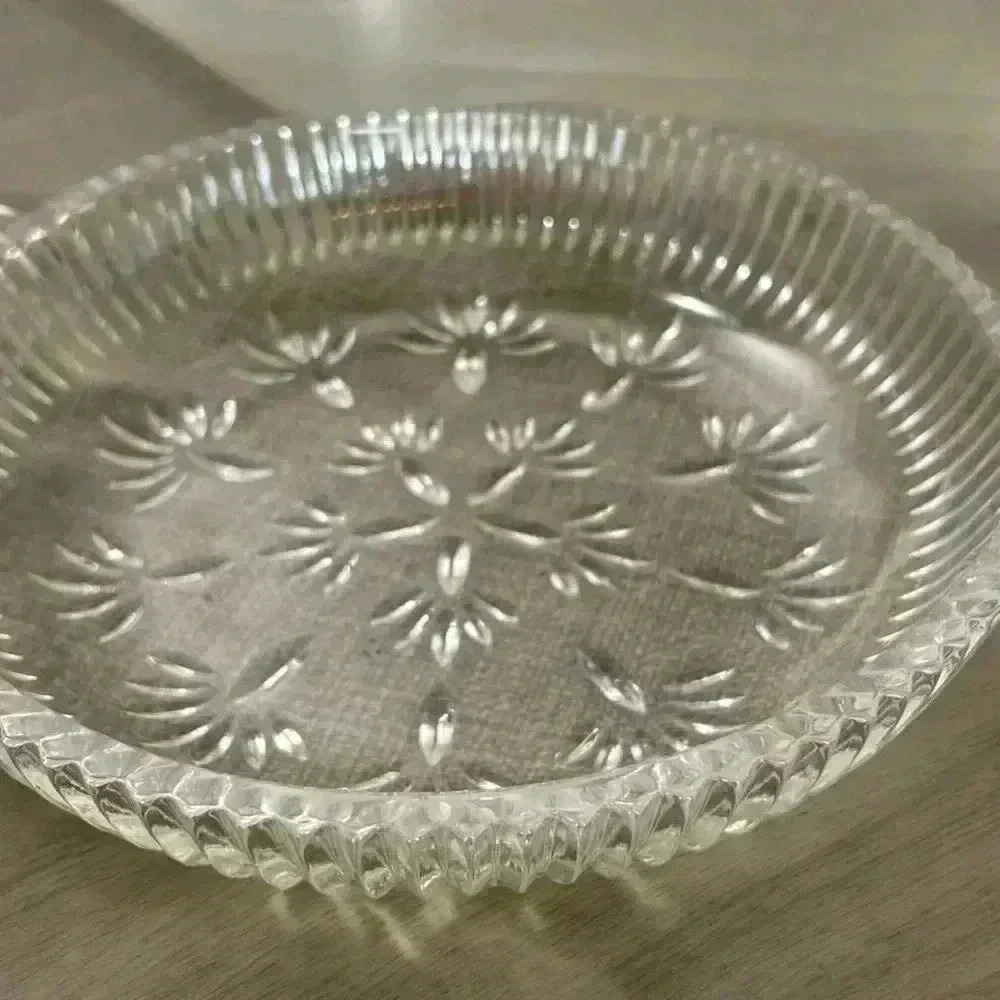 7” Vintage Clear Double Handled Glass Dish Relish,Nuts or Candy - Picture 4 of 9